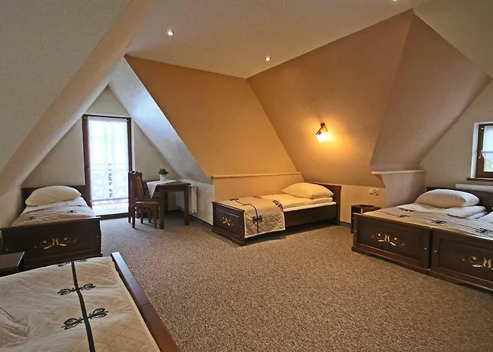 לינה וארוחת בוקר Willa Tatry *